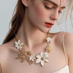 White Enamel Flower Necklace, on 18k Gold Plated